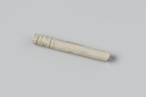 Fragment of a pipe stem
