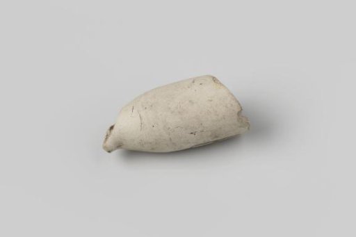 Fragment of a pipe bowl