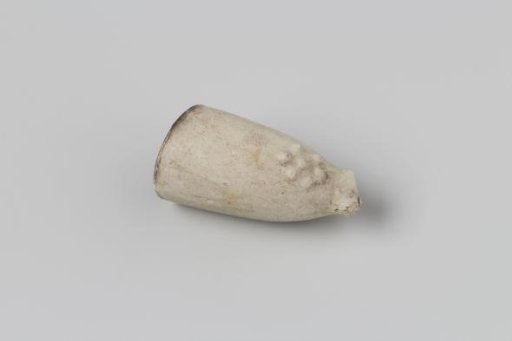 Fragment of a pipe bowl