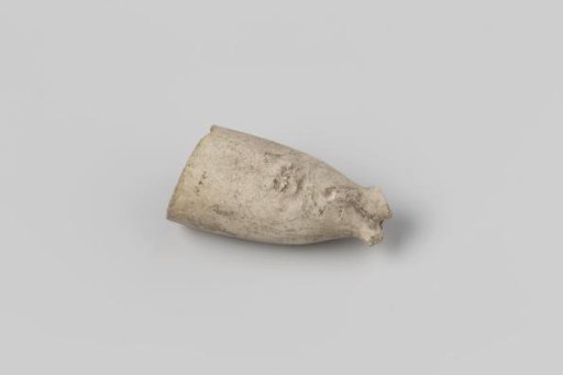 Fragment of a pipe bowl