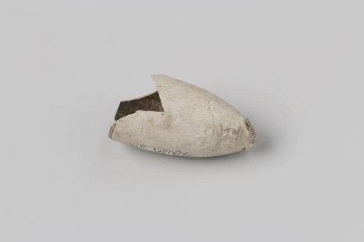 Fragment of a pipe bowl