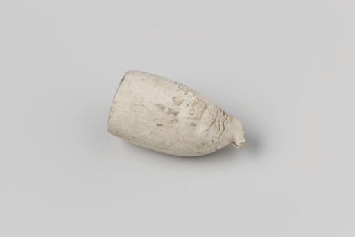 Fragment of a pipe bowl
