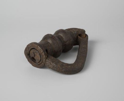 Padlock with cylindrical hammer