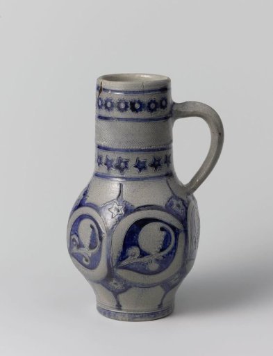 Jug with stylized flowers