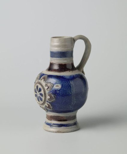 Jug with a roundel in a medallion