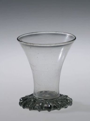 Cup with lobed foot