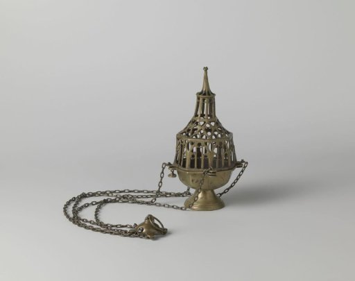 Incense burner with a rejuvenating, octagonal lid