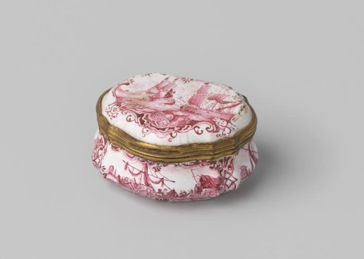 Snuffbox of enameled copper