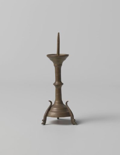 Small candelabrum of brass