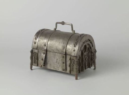 Iron jewel casket