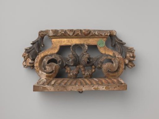 Wooden pedestal