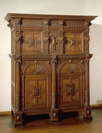 Cabinet with Upper Cabinet with a Folding Panel Between Two Doors Decorated with a Naked Venus in a Shell