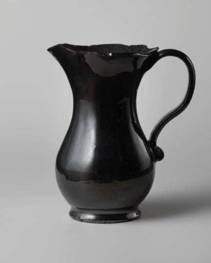 Melkkan van aardewerk met zwartdekkende glazuur