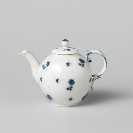 Teapot, painted with scattered flowers
