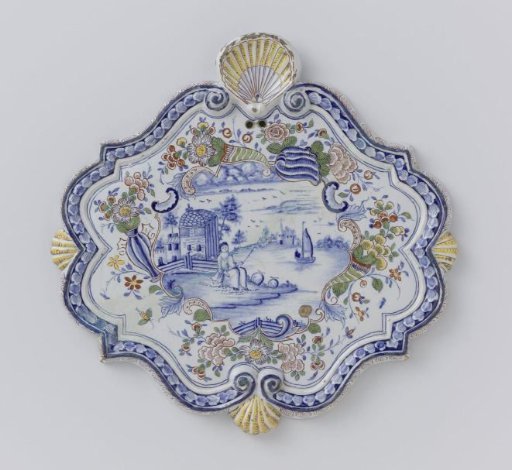 Plate of faience with landscape