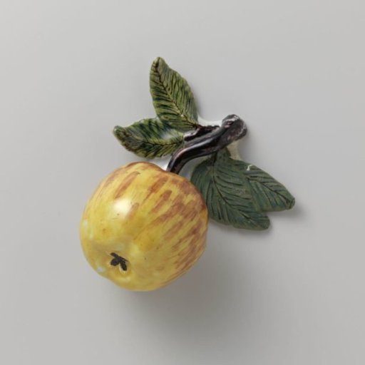 Decorative object in the shape of an apple