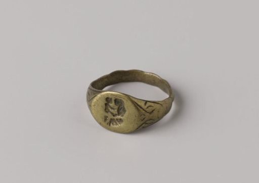 Signet Ring