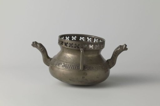 Lavabo with quatrefoils and religious text