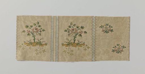 Fragment of silk pekin