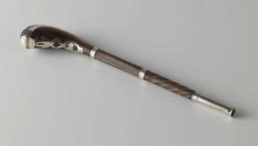 Pipe case, mounted with silver