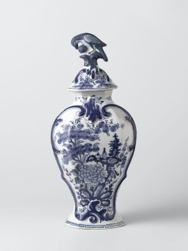 Two cups and a vase, parts of a suite