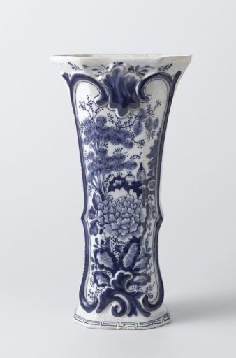 Two cups and a vase, parts of a suite
