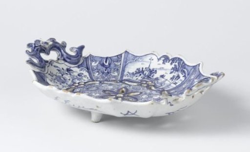 Still life fruit bowl of faience