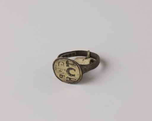 Seal ring