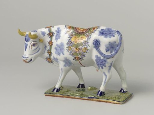 Decorative object; cow