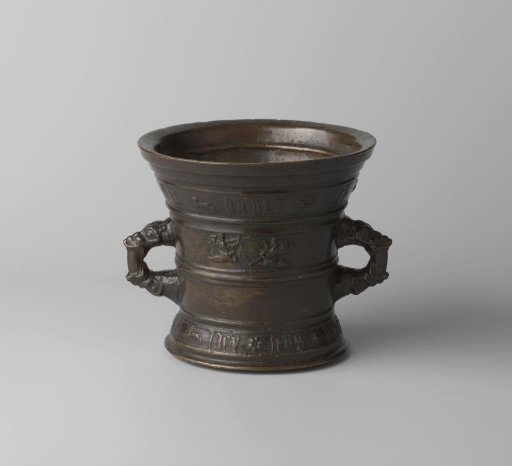 Mortar with inscription: min hapen stet alleen Iii godt/int iaer ons heren m vc lxxiiii