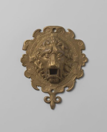 Wall Plate with Lion's Head for a Wall Sconce