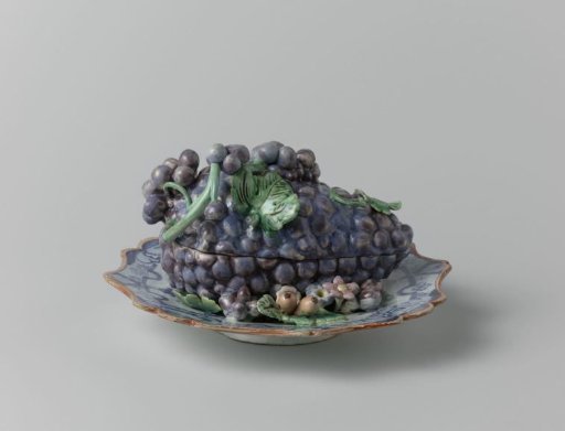 Terrine in the shape of a bunch of grapes