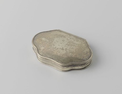 Snuffbox of silver
