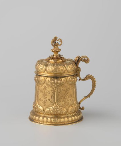 Galvanoplastic reproduction of a drinking vessel with scroll and leafwork