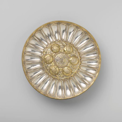 Galvanoplastic reproduction of the stand with three pomegranates from the Lüneburg City Silver