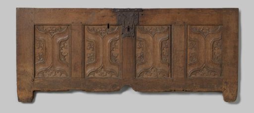 Front panel of an oak chest
