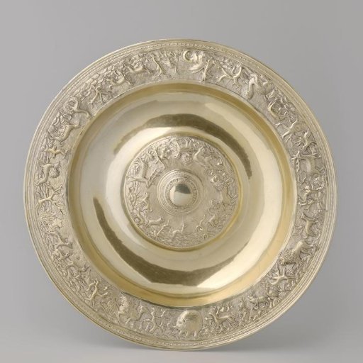 Bowl belonging to a can with a medal in the lid relating to the marriage of William II and Henrietta Maria Stuart