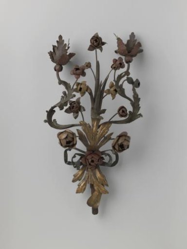 Wall sconce, with arms and candleholders designed as flower branches