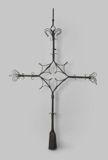 Tower cross, originating from the Dutch Reformed Church in Geertruidenberg