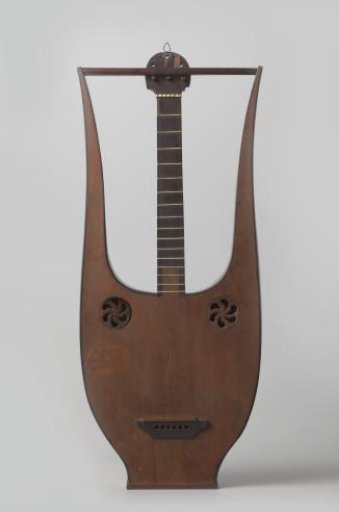 Lyre guitar