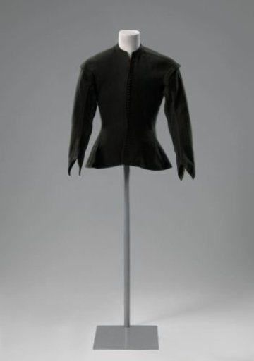 Doublet with a Short Tab