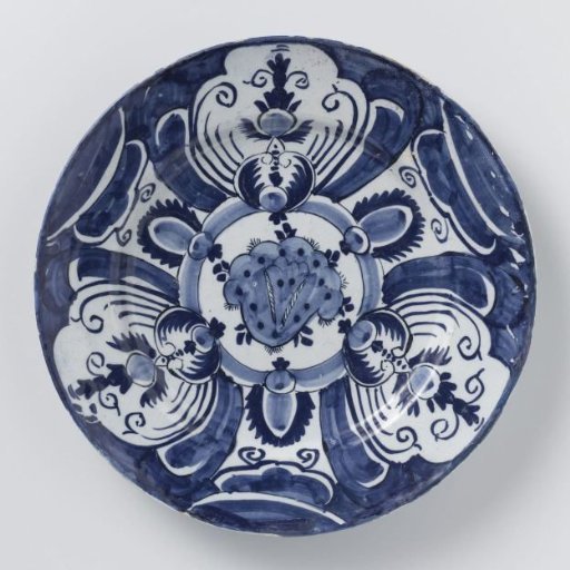 Faience plate