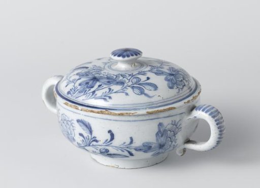 Lid in faience with blue flowers