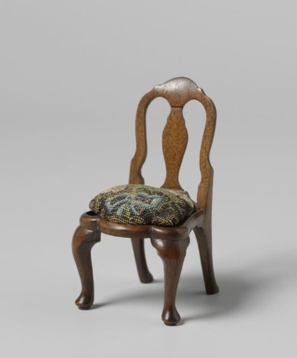 Chair, belonging to an eleven-piece furniture set