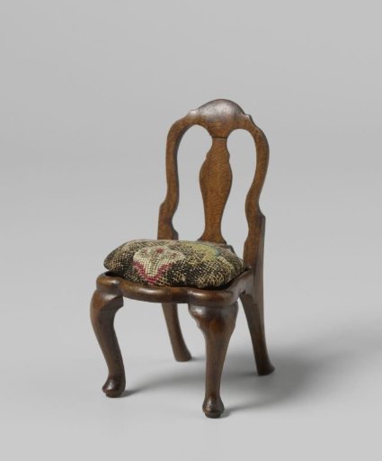 Chair, belonging to an eleven-piece furniture set