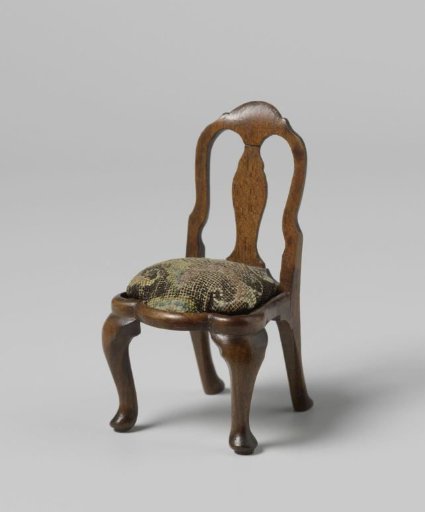 Chair, belonging to an eleven-piece furniture set