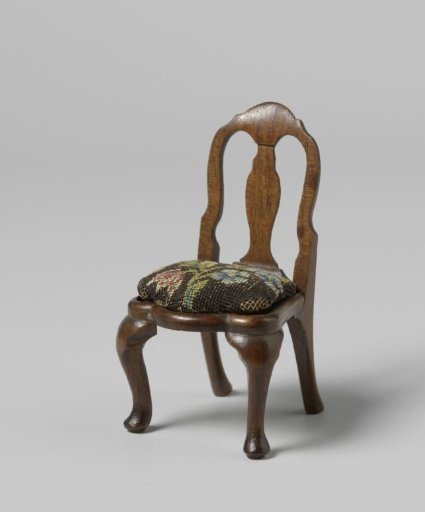 Chair, belonging to an eleven-piece furniture set