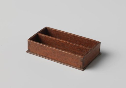 Knife box with two compartments