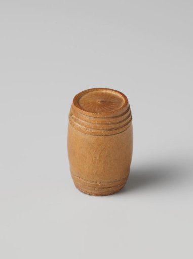 Vat of turned solid wood