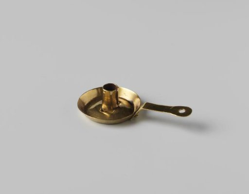 Blower with flat handle